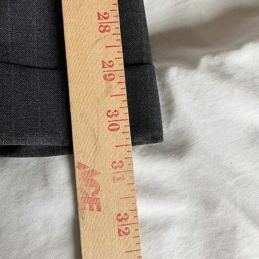 RARE Vintage Southwick 2 Piece Dark Gray Striped  Wool Suit 44R 39x31 Lined Read